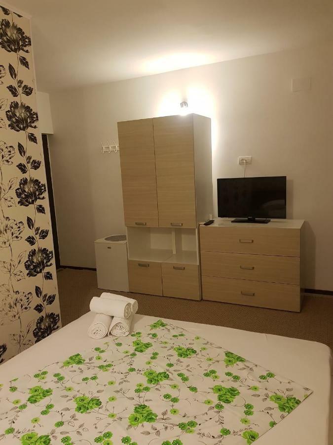 Da Boss Hotell Costinesti Eksteriør bilde
