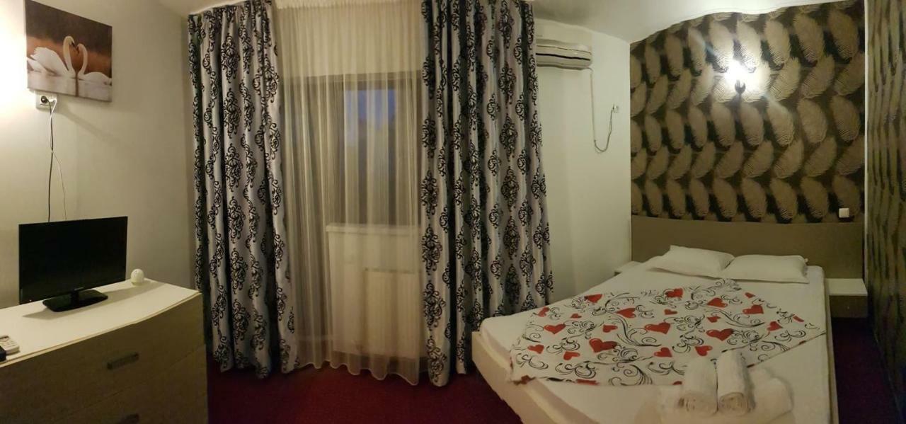 Da Boss Hotell Costinesti Eksteriør bilde
